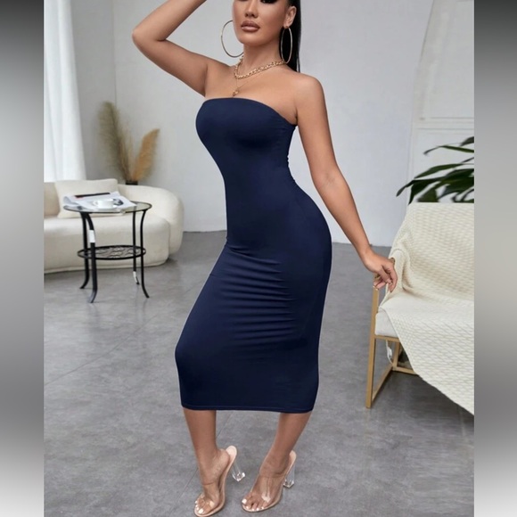 Elegant Gray Strapless Midi Dress - Picture 13 of 14
